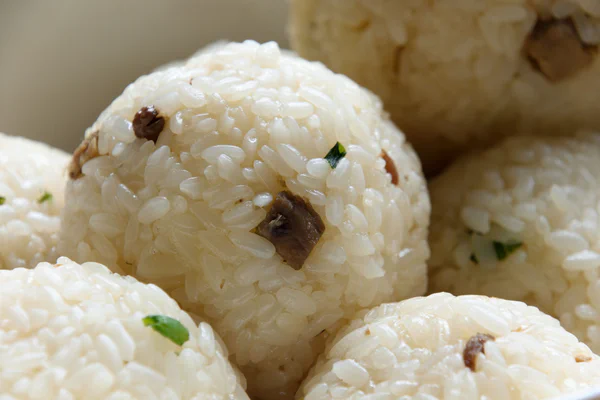 photographs/onigiri-3948400.jpg